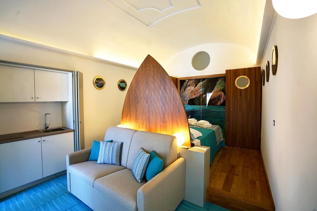 Grotta Verde Luxury Suite By Caprirooms Экстерьер фото
